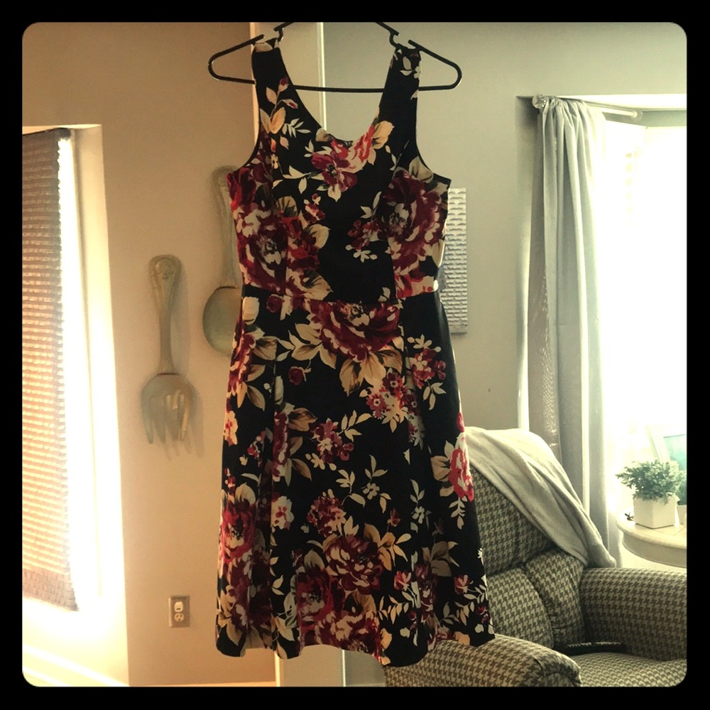 White House black market dress